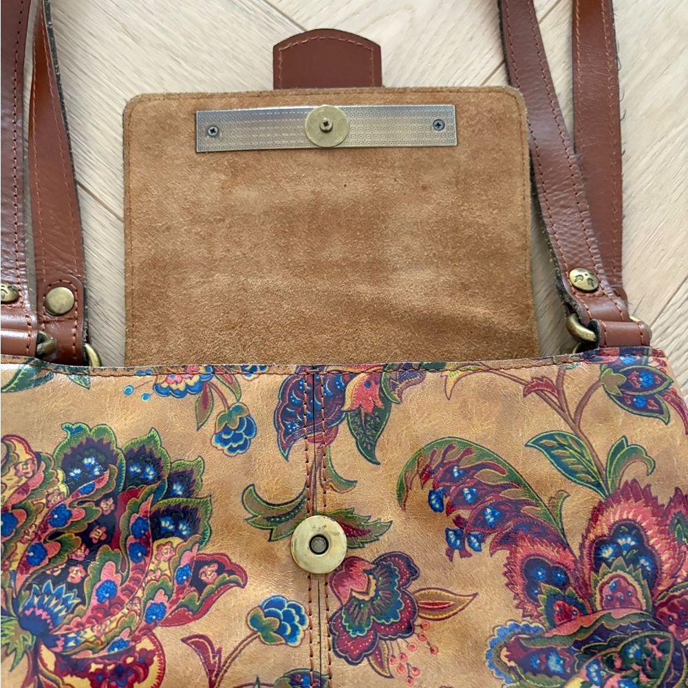 Patricia Nash LARONE French Tapestry Flowers 🌺 LEATHER Shoulder Handbag Purse - Picture 5 of 13